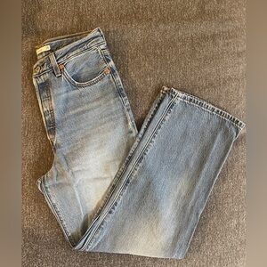 LEVIS Ribcage Straight - size 28